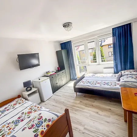 홈스테이 Goscinne U Brodzi